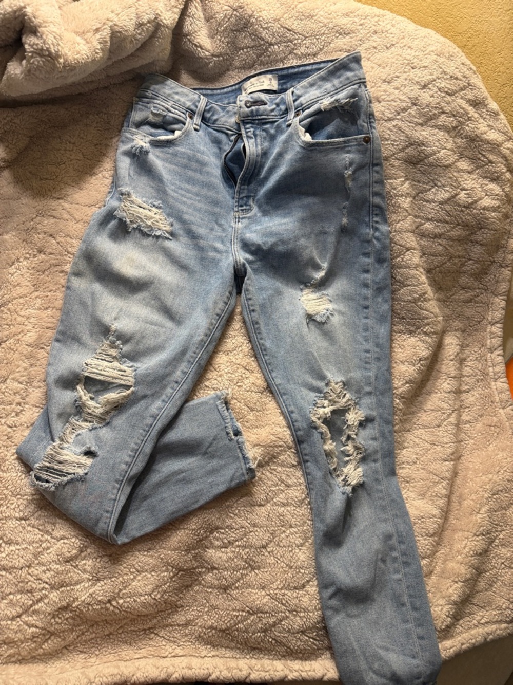 Abercrombie & Fitch Light Blue Ripped Skinny Jeans